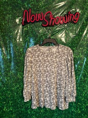 Wonderly Gray Floral Long Sleeve Blouse